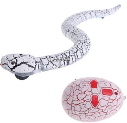 Novelty Remote Control Snake Rattlesnake Animal Trick Terrifying Mischief Toy - Almoni Express